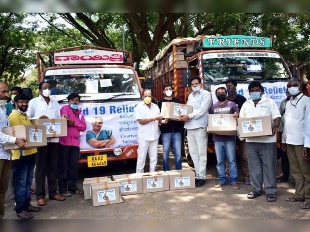 ಚಿತ್ರರಂಗದ ಕಾರ್ಮಿಕರ ನೆರವಿಗೆ ಇನ್ಪೋಸಿಸ್‌ ಫೌಂಡೇಶನ್‌ - ಜೀವನಾಶ್ಯಕ ವಸ್ತುಗಳ ವಿತರಣೆ